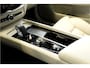 Volvo XC60 2.0 T6 AWD 250kW/340pk Aut8 Recharge Inscription Facelift! PANORAMADAK + ADAPT.CRUISE + STOEL-&STUURVERWARMING + CAMERA + PD-GLASS + GOOGLE DASH + KEYLESS ENTRY&GO + PILOT ASSIST + SUBWOOFER + LANE ASSIST + PARKSENSOREN + 20" LM-VELGEN!!
