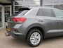 Volkswagen T-Roc 1.0 TSI 115pk STYLE / Trekhaak / Stoelverw. / Navi / BOVAG garantie