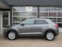 Volkswagen T-Roc 1.0 TSI 115pk STYLE / Trekhaak / Stoelverw. / Navi / BOVAG garantie