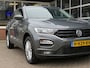 Volkswagen T-Roc 1.0 TSI 115pk STYLE / Trekhaak / Stoelverw. / Navi / BOVAG garantie