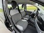 Fiat Panda 1.0 Hybrid Cross 5 personen