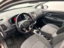 Kia Rio 1.2 CVVT Super Pack | Origineel NL | Keyless | Trekhaak | PDC | Climate/Control | Cruise/Control |
