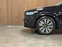 Volvo XC90 T8 AWD Recharge Ultimate Dark | Luchtvering | Trekhaak | 360° Camera | Head-Up Display | Harman Kardon | 455pk | Adaptieve Cruise Control | Stoelverwarming voor+achter | Stuurwielverwarming | Schuifdak | Full LED Meesturende koplampen | Pilot Assist | BLIS Dode Hoek Detectie | Alcantara hemelbekleding | Lederen zonnekleppen en handgrepen | Elektrische voorstoelen geheugen | Lederen bekleding | Zitting verlenging voorstoelen | Lederen dashboard | 20 Inch | Google Infotainment | Keyless Drive | Privacy Glass | Elektrisch bedienbare achterklep | Geïntegreerd kinderzitje achterin | Geïntegreerde zongordijnen achterportieren | Verlichte instaplijsten | 7-Persoons | 4-Zone Climate Control | DAB Radio | Apple Carplay/Android Auto | Alarm Klasse III | Draadloos telefoon opladen | Volvo On Call met mobiele App functie | Onyx Black Metallic |