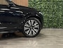 Volvo XC90 T8 AWD Recharge Ultimate Dark | Luchtvering | Trekhaak | 360° Camera | Head-Up Display | Harman Kardon | 455pk | Adaptieve Cruise Control | Stoelverwarming voor+achter | Stuurwielverwarming | Schuifdak | Full LED Meesturende koplampen | Pilot Assist | BLIS Dode Hoek Detectie | Alcantara hemelbekleding | Lederen zonnekleppen en handgrepen | Elektrische voorstoelen geheugen | Lederen bekleding | Zitting verlenging voorstoelen | Lederen dashboard | 20 Inch | Google Infotainment | Keyless Drive | Privacy Glass | Elektrisch bedienbare achterklep | Geïntegreerd kinderzitje achterin | Geïntegreerde zongordijnen achterportieren | Verlichte instaplijsten | 7-Persoons | 4-Zone Climate Control | DAB Radio | Apple Carplay/Android Auto | Alarm Klasse III | Draadloos telefoon opladen | Volvo On Call met mobiele App functie | Onyx Black Metallic |