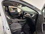 Renault Captur 145PK E-Tech Hybrid Intens Automaat | Camera | Climate Control | Parkeersensoren | Apple CarPlay/Android Auto | Cruise Control | Lichtmetalen Velgen | Privacy Glass |