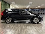 Volvo XC60 T8 AWD Recharge Inscription | Facelift | Luchtvering | Bowers & Wilkins | Stoelventilatie | Google Infotainment | Adaptieve Cruise Control | Standkachel met Volvo On Call App | Stoel en Stuurwielverwarming | Full LED meesturende koplampen | Pilot Assist | BLIS Dode Hoek Detectie | Parkeercamera | Elektrische voorstoelen geheugen | Nappa lederen bekleding | Zitting verlenging voorstoelen | Lederen dashboard | Elektrisch verstelbare zijwangen voor | Keyless Drive | Parkeersensoren voor+achter | Privacy Glass | Elektrisch bedienbare achterklep | DAB Radio | Apple Carplay/Android Auto | Draadloos telefoon opladen | Volvo On Call met mobiele App functie | Onyx Black metallic |