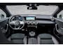 Mercedes-Benz A-klasse 200 AMG-line Panoramadak Ambient