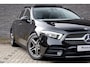 Mercedes-Benz A-klasse 200 AMG-line Panoramadak Ambient