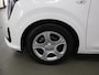 Kia Picanto 1.0 GDi DynamicLine | Airconditioning | Cruise control | Navigatie | Rijstrookvolgassistentie | Achteruitrijcamera |