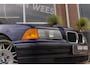 BMW 3-Serie Cabrio 320i E36 | HiFi audio | Motorsport velgen | Montrealblau | Leer | Sportstuur | Stoelverwarming | Airco | 150 pk | 6 cilinder