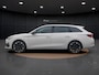 CUPRA Leon Sportstourer 1.4 e-Hybrid Business | Trekhaak | Carplay | 18'' | Camera | ACC | Stuur-/Stoelverwarming |