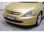 Peugeot 307 CC 2.0-16V airco pdc achter stereo 16"LMV