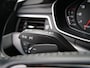 Audi A4 Limousine 40 TFSI Sport S line 191 Pk Automaat Navigatie / PDC / Stoelverwaming / 18 inch