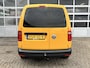 Volkswagen Caddy Maxi 2.0 TDI L2H1 Airco Cruise controle Trekhaak 1500kg trekgewicht Parkeersensoren achter Kastinrichting Schuifdeur Telefoon verbinding 1e eigenaar Euro 6 Verlengd bpm vrij voor particulier gebruik !!