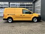 Volkswagen Caddy Maxi 2.0 TDI L2H1 Airco Cruise controle Trekhaak 1500kg trekgewicht Parkeersensoren achter Kastinrichting Schuifdeur Telefoon verbinding 1e eigenaar Euro 6 Verlengd bpm vrij voor particulier gebruik !!