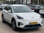 Kia Niro EV e-Niro DynamicLine 64 kWh 205PK | SOH 96,2% | Trekhaak | Navigatie | Achteruitrijcamera | Adaptieve Cruise Control