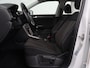 Volkswagen T-Roc 1.0 TSI Style Business | Trekhaak | Camera | Adaptive cruise | Carplay | Navigatie | Side Assist | Climate control | DAB | Parkeerhulp | Bluetooth