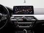 BMW 5-Serie Touring 520e 150kW | ACHTERUITRIJCAMERA | LEDER INTERIEUR | NAVIGATIE GROOT | MEMORY SEAT | TREKHAAK WEGKLAPBAAR | LED VERLICHTING | CLIMATE CONTROL | STOELVERWARMING |