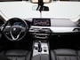 BMW 5-Serie Touring 520e 150kW | ACHTERUITRIJCAMERA | LEDER INTERIEUR | NAVIGATIE GROOT | MEMORY SEAT | TREKHAAK WEGKLAPBAAR | LED VERLICHTING | CLIMATE CONTROL | STOELVERWARMING |