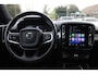 Volvo XC40 T4 Twin Engine *R-Design* | Trekhaak | Carplay | Camera | Cruise & Climate Control | Stoel & stuur verwarming | Privacy | Navigatie | PDC |
