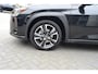 Lexus UX 250h Preference Line NL-AUTO  BLIND-SPOT PARK-SENS KEYLESS CARPLAY