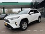 Toyota RAV4 2.5 Hybrid Active | FACE LIFT MODEL | LED KOPLAMPEN | NAVIGATIE | KEYLESS ENTRY/GO | CAMERA | PARKEER SENSOREN |