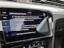 Volkswagen Passat Variant 1.4 TSI PHEV GTE | Schuifdak | Trekhaak | Camera | Adaptive Cruise | Stoel-/Stuurverwarming | CarPlay |
