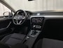 Volkswagen Passat Variant 1.5 TSI 150pk DSG Business Navigatie App-Connect Parkeersensoren DAB+