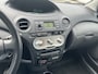 Toyota Yaris 1.3 VVT-i Sol lmv