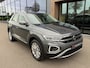 Volkswagen T-Roc 1.5 TSI 150pk DSG Style | Dode hoek | Camera | Keyless | Elek. Achterklep | Rijklaar incl. garantie