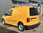 Volkswagen Caddy 2.0 TDI L1H1 Imperiaal Airco Cruise controle Trekhaak 1400kg trekgewicht Parkeersensoren achter Schuifdeur Telefoon verbinding 1e eigenaar Euro 6 bpm vrij voor particulier gebruik !!