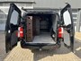 Opel Vivaro 2.0 CDTI L2H1 Dubbele schuifdeur Parkeerhulp voor en achter Achteruitrijcamera Airco Cruise control Kastinrichting Imperiaal Apple Carplay Bluetooth telefoon voorbereiding 3-Persoons Euro 6