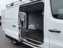 Renault Trafic 2.0 dCi 120 PK / L1H1 / 1e EIG. / TREKHAAK / IMPERIAAL / AIRCO / CRUISE / 3-ZITS / LED