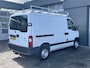 Nissan Interstar 2.5dCi Imperiaal Trekhaak 2000kg trekgewicht Elektrische ramen 3-Persoons Bpm vrij voor particulier gebruik!!
