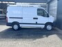 Nissan Interstar 2.5dCi Imperiaal Trekhaak 2000kg trekgewicht Elektrische ramen 3-Persoons Bpm vrij voor particulier gebruik!!