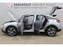 Citroën C4 1.2-130pk Puretech Shine Limited AUTOMAAT ! Gun u het comfort en gemak van een automaat ! Autm. airco, Navigatie, Cruise Control, Climate Control, Lane assist, Stoelverwarming, Camera, Apple CarPlay/Android auto etc.