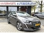 Peugeot 208 100 Pk Benzine Luxe Allure * Navigatie * Climate & Cruise Control * L.M. Velgen * Keyless Start * 1/2 Lederen Interieur * DAB Radio * Parkeersensoren * Vingerhoets; Vierde Generatie Eersteklas Service. Al meer dan 100 jaar een begrip in de Brabantse Kempen.