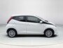 Toyota Aygo 1.0 VVT-i x-play | Apple CarPlay/Android auto | Achteruitrijcamera | Airco