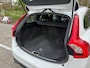 Volvo V60 R-Design 2.0 D4 181 pk - LEDER - Xenon - Camera - Zeer compleet!