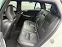 Volvo V60 R-Design 2.0 D4 181 pk - LEDER - Xenon - Camera - Zeer compleet!