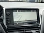 Peugeot 2008 Blue Lion 1.2 PureTech 130PK Navigatie, Parkeersensoren Achter, Panoramadak, Trekhaak, Airco