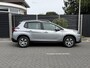 Peugeot 2008 Blue Lion 1.2 PureTech 130PK Navigatie, Parkeersensoren Achter, Panoramadak, Trekhaak, Airco