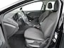 Ford Focus Wagon 1.0 Titanium | Navigatie | Parkeersensoren |