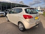 Kia Venga 1.6 CVVT X-ecutive, Pano, Camera, Trekhaak, Inruil mogelijk.