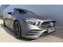 Mercedes-Benz A-klasse A250 Premium AMG 224PK Pano Burmester