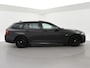 BMW 5-Serie Touring 528i H.E. M-SPORT 6-CILINDER AUT. + APPLE CARPLAY PANORAMA | ELEK. TREKHAAK | 19 INCH