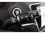 Land Rover Range Rover Velar 2.0 P400e R-Dynamic SE Pano Meridian Leder Stuur-Stoelverwarming 22"
