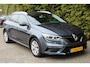 Renault Megane Estate 1.3 TCe Limited 140PK Automaat | Trekhaak | Parkeersensoren | Navigatie | Climate Control