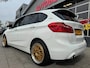 BMW 2-Serie Active Tourer 225xe iPerformance eDrive Hybride - AUTOMAAT I Panorama dak I Navigatie I Airco I PDC I Sport velgen