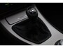BMW 3-Serie 325i Executive | 6-Cillinder | Handgeschakeld | Slechts 179.000KM | Historie | Xenon | Climate | 19 Inch | Cruise Cont